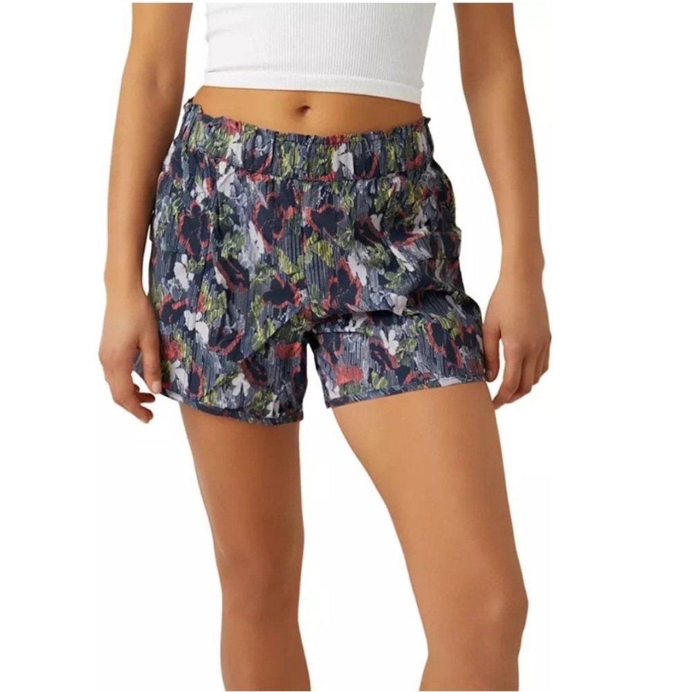 Free People Movement Women's In The Wild Printed Shorts Boxy‎ Running Retro